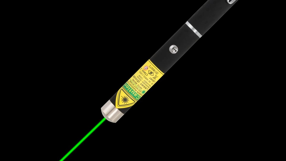 Spelen met een laserpointer en je kat: 7 tips voor veilig en leuk spel